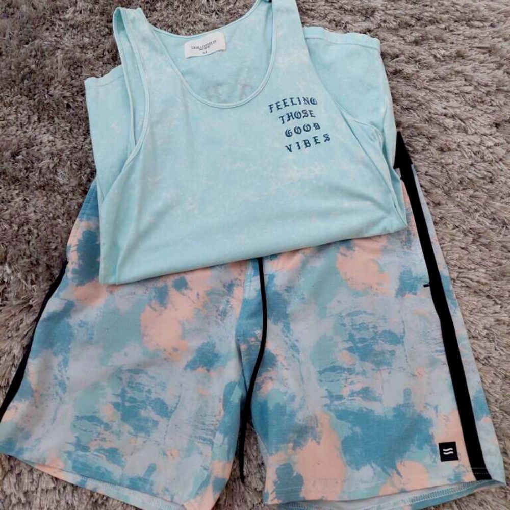 Men’s beach shorts